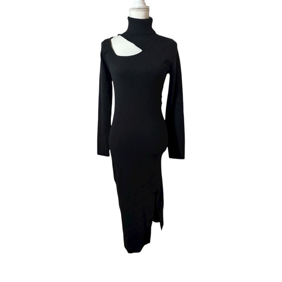 Forever 21 Dresses & Skirts - NWT Forever 21 Black Knit Turtleneck Sweater Dress. Retail $29.99